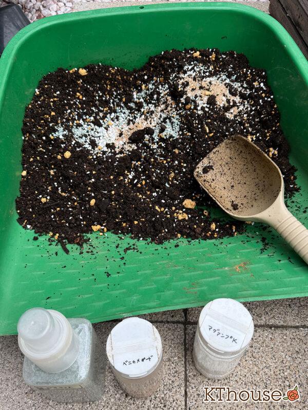 コンポストで再生した古土・再生土、鹿沼土(かぬまつち) 2025/11/14